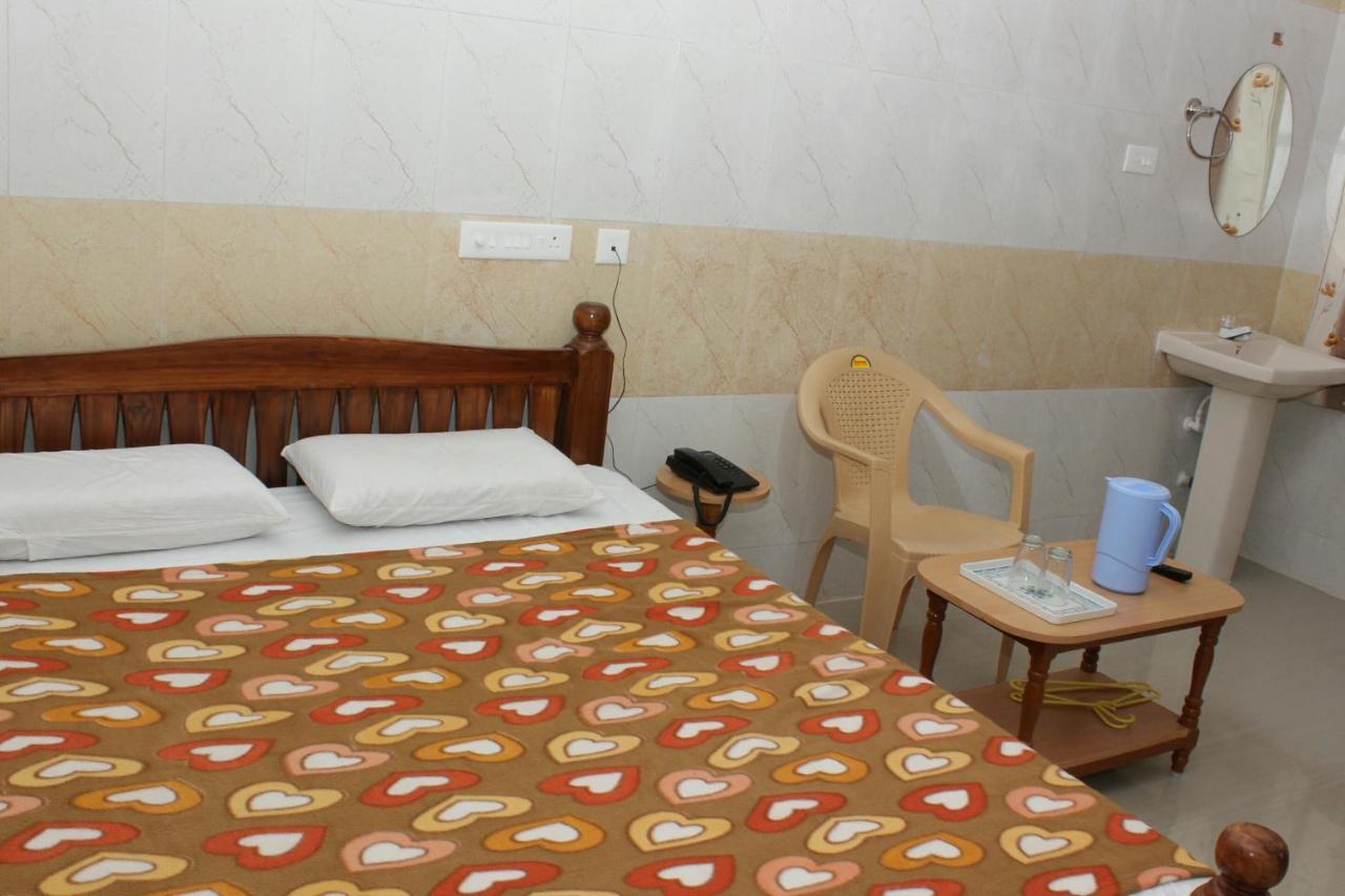 Sdd Residency Hotel Tiruvannamalai Bagian luar foto